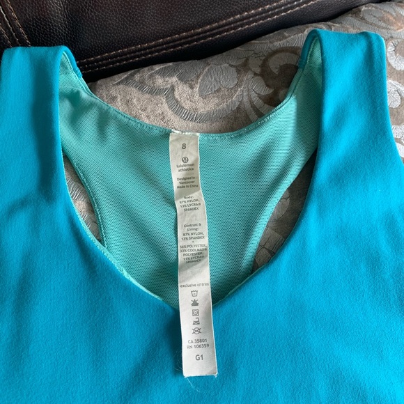 Lululemon top - Picture 2 of 4
